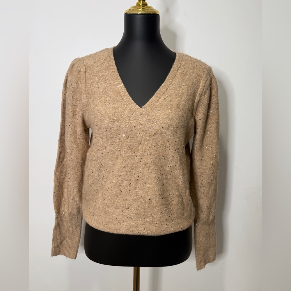 LOFT Beige V-Neck‎ Women’s Sweater
